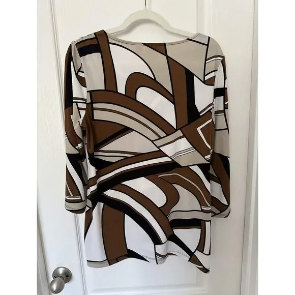 Chico’s Size 1 Abstract Print Lace-Up Brown Black Cream 3/4 Sleeve Stretch Top - Picture 3 of 8